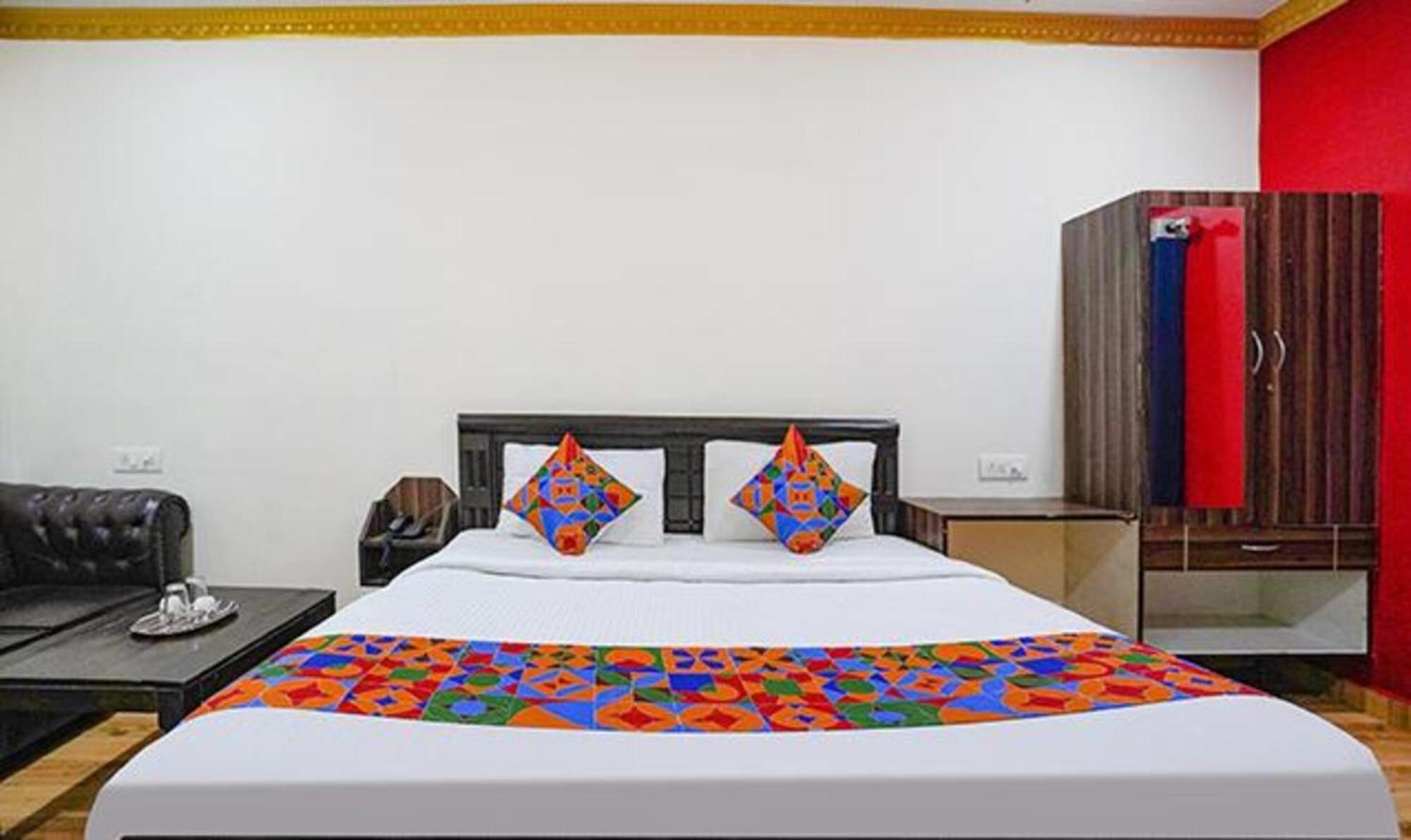 Fabexpress Lloyds Inn - T Nagar Madras Buitenkant foto